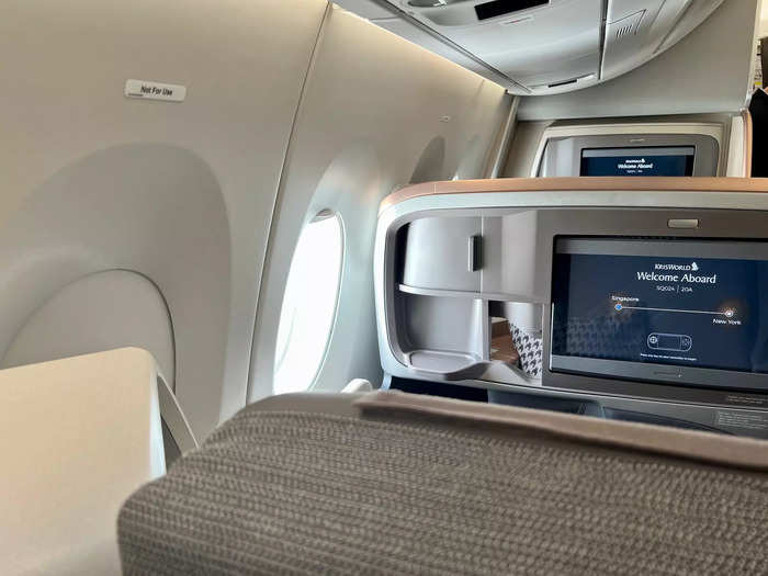While Insider paid a media rate, the roundtrip price of business class from Singapore to New York ranges from $8,000-$13,000 for February. For those that can afford it, I can imagine the hefty price tag is worth every penny.