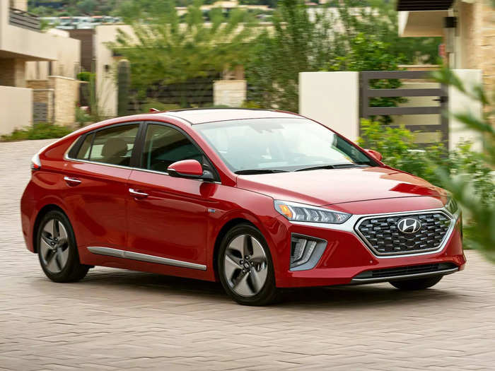 4. Hyundai Ioniq Hybrid