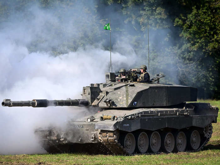 Challenger 2