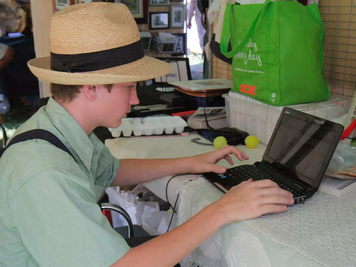 At the same time, they were dealing with even more technology. Throughout the 2010s, Amish began to use computers and mobile phones. The internet, which is hard to ignore, once again raised concerns about the changing way of life for the Amish.