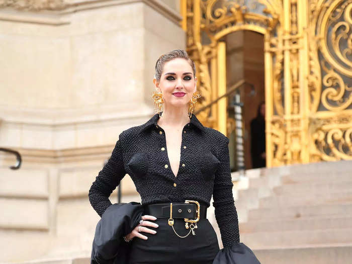 Italian influencer Chiara Ferragni was one of the first to arrive in a daring outfit.