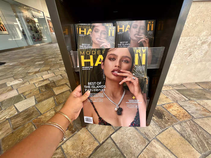 Modern Luxury produces a bimonthly magazine for the mall called the Ala Moana Shopping Magazine, which covers fashion, dining, and shopping trends.