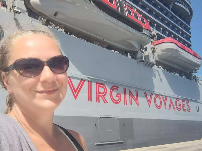 While Virgin Voyages has typical cruise entertainment like musicians and bingo, I thought the overall vibe was more energetic thanks to unique events.