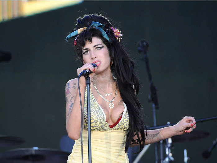 2008: "Rehab" — Amy Winehouse