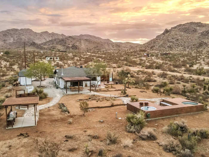 Casa Coyotes is a spacious homestead near Joshua Tree National Park in California with perks for families.