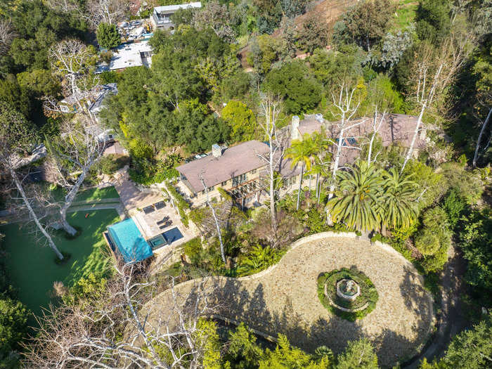 Jennifer Lopez has left her "Jenny from the Block" days behind, and is ready to do the same with her 14,000-square-foot Bel Air home that has 9 bedrooms and 13 bathrooms.