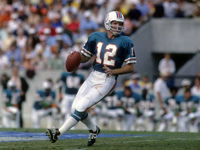 Bob Griese (2-1)