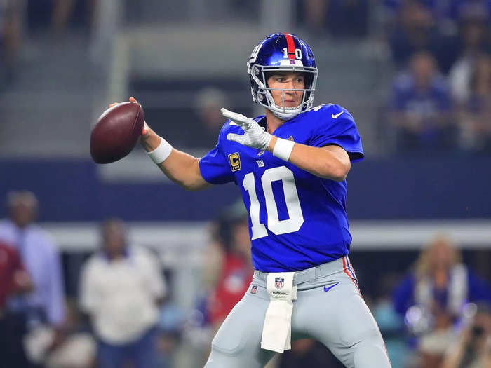 Eli Manning (2-0)