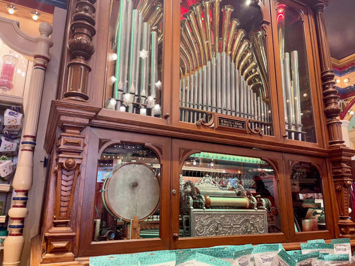 We also spotted one of the oldest orchestrions.