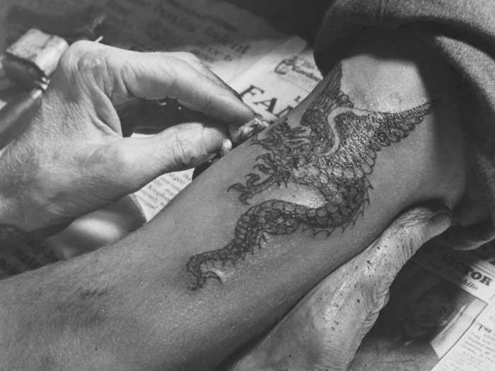 After World War II, American and British tattooists developed their craft and drew from what they had seen inspired by their experience traveling to Asia and seeing how tattoos were done there.