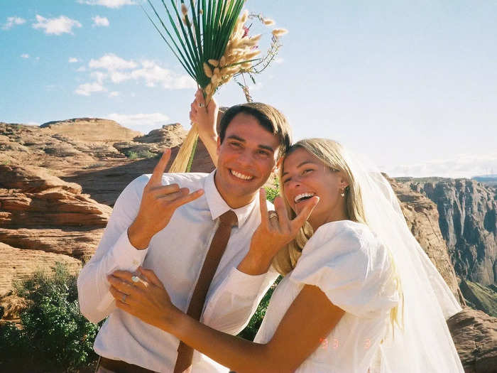 Elle Pothier Simon and Carson Simon had a $100 wedding in April 2020 surrounded by nature in Glen Canyon, Arizona.