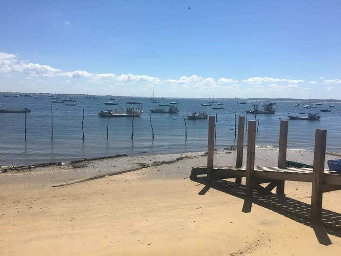 I knew right away that Cap Ferret was a well-to-do region in France based on the number of luxury boats and cars I saw.