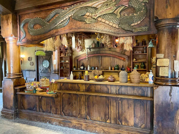 The intricate details I saw throughout the inn and across the entire property impressed me. It seemed like the directors went to impressive lengths to recreate every detail from the books.