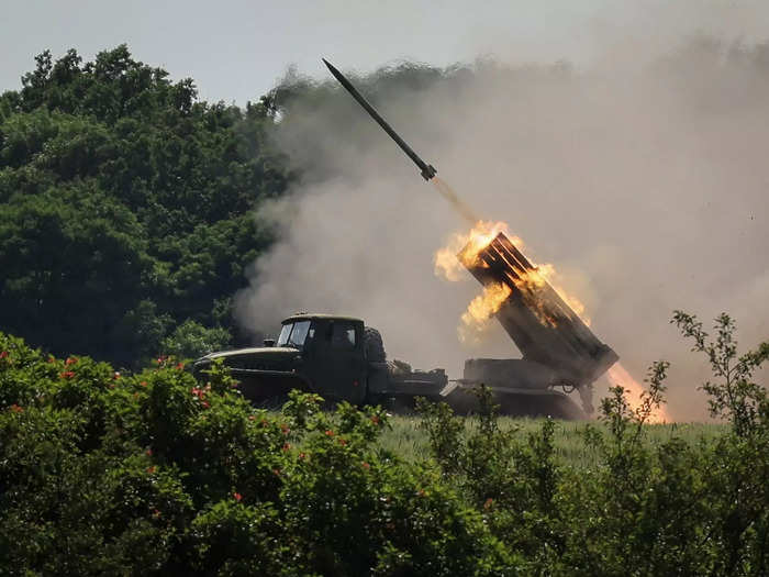 Battles for Severodonetsk and Lysychansk