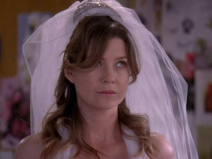 In season 5, Meredith gave her wedding day to Izzie.