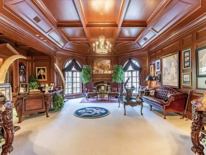 Although neither of the offices featured in the listing look like the famous Oval Office, they both boast grand layouts.