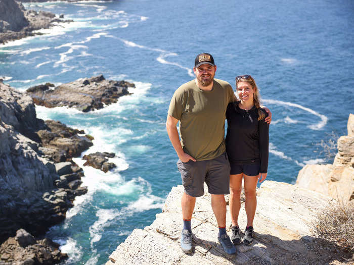 Five years ago, Andy Austin made a promise to his now-fiancé Chelsea Anderson to go on seven dates on seven continents.