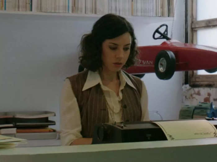 In "A Glimpse Inside the Mind of Charles Swan III" (2012), she played Marnie.