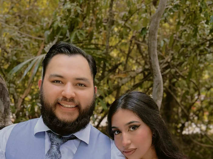 Alondra and Alejandro Luviano met thanks to a wrong number in 2015.