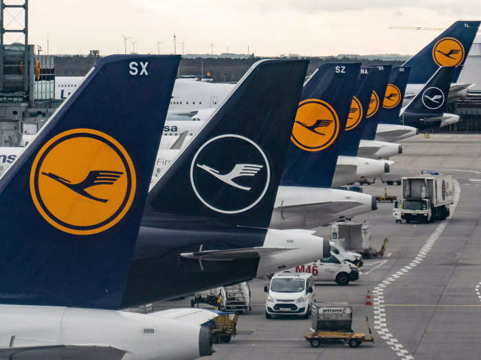 Lufthansa has unveiled a huge revamp of the interiors of planes used for long-haul flights, known as Allegris – and this includes a new premium suite for first-class passengers.