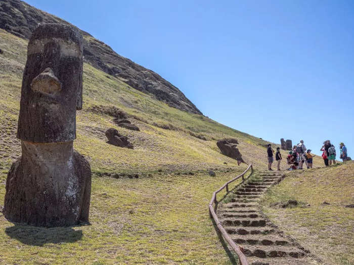 National Geographic reported in 2022 that there were 1,043 complete statues on Easter Island.