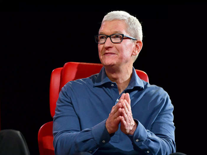 Tim Cook: $1,358,515 in 2022