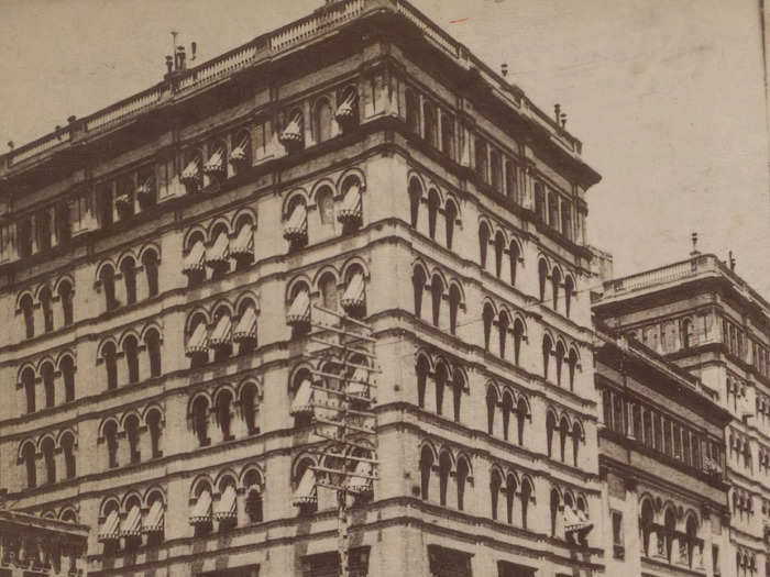 The newly rich displayed their fortunes by attending the opera, which was gatekept by old money families. In New York, a group with inherited wealth controlled who could get tickets to the Academy of Music, an opera house, and made it impossible for others to see a show.