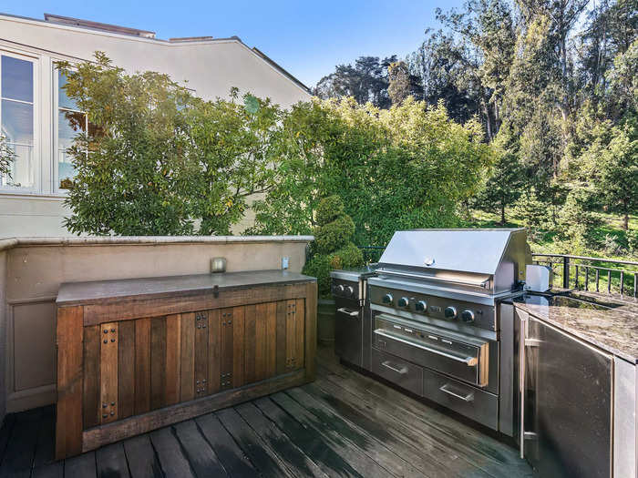 Mendes told the Journal that one of the upgrades they made to the home over the years was adding a rooftop grilling station.