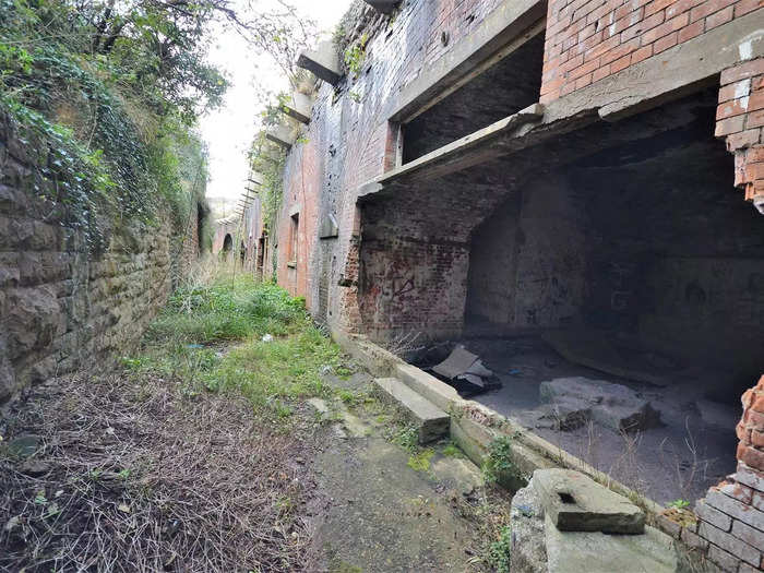 Located on the side of Milford Haven in Pembrokeshire, Wales, Fort Hubberstone was completed in 1863 following orders for its construction by former Prime Minister Lord Palmerston.