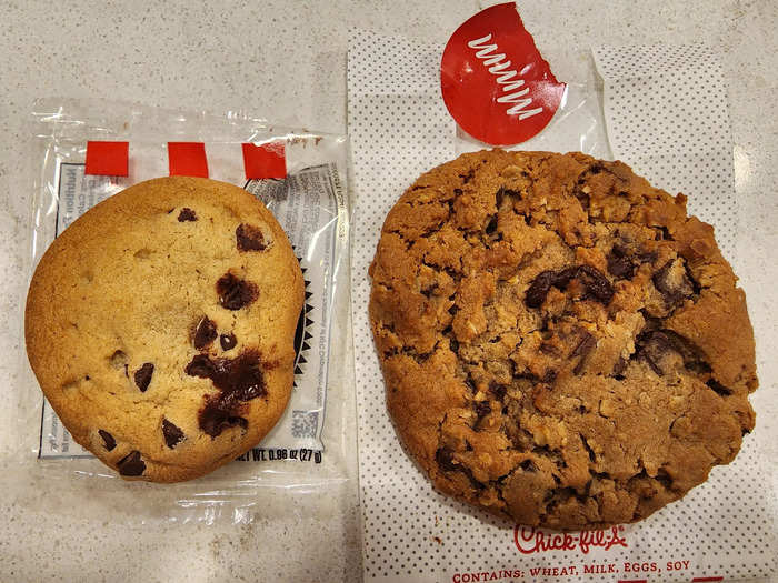 Finally, it was time to try the chocolate-chip cookies.