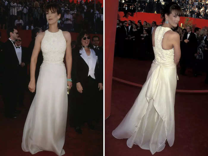 Curtis experimented with a more traditional gown in 1995.