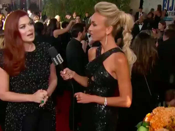 Debra Messing called out E! while live on E! at the 2018 Golden Globes.