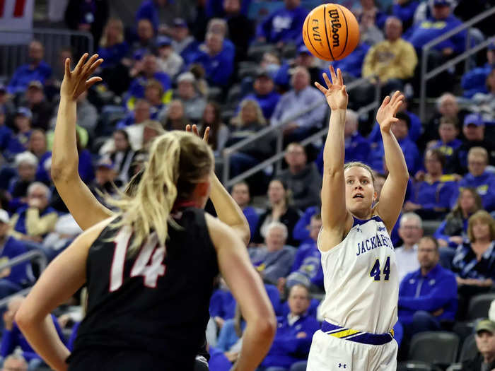 No. 9 South Dakota State over No. 8 USC