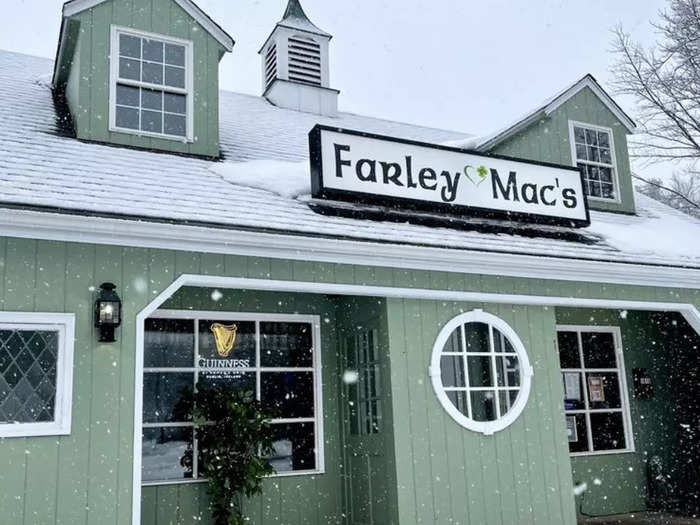 CONNECTICUT: Farley Mac