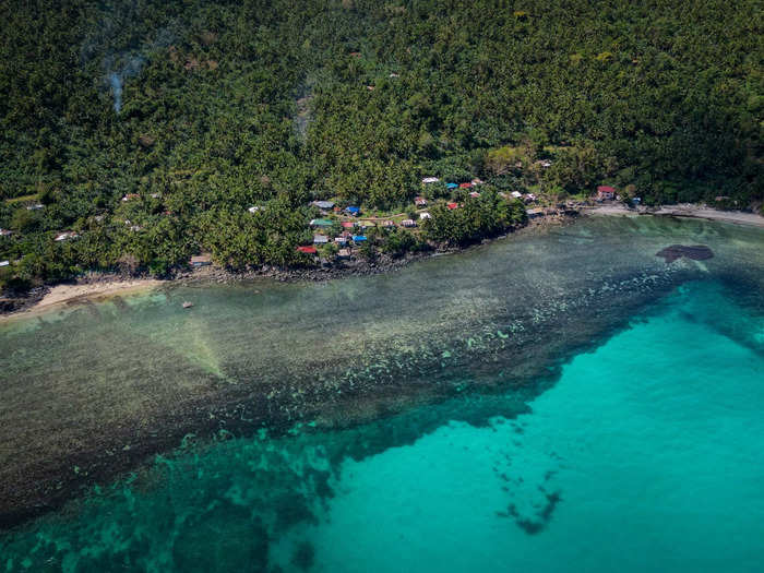 One of the hardest hit areas is a town called Pola, located on the coast of Oriental Mindoro. Mayor Jennifer Cruz told local Philippines network GMA that "you can see the oil spill in the waves. Fish were dying. Our white sand is now black sand."