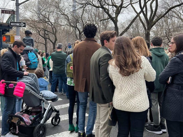 But once I hit the parade route, things started to go downhill. I started from the end of the parade route at Fifth Avenue and 78th Street, and it was already crowded.