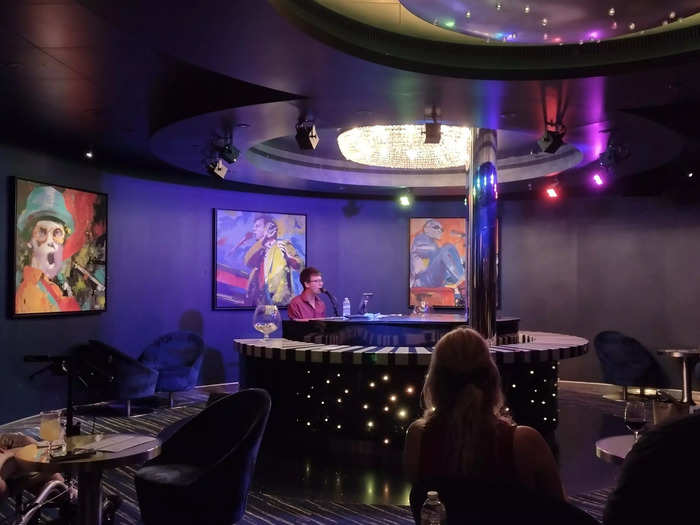 The Piano Bar is another popular venue where it