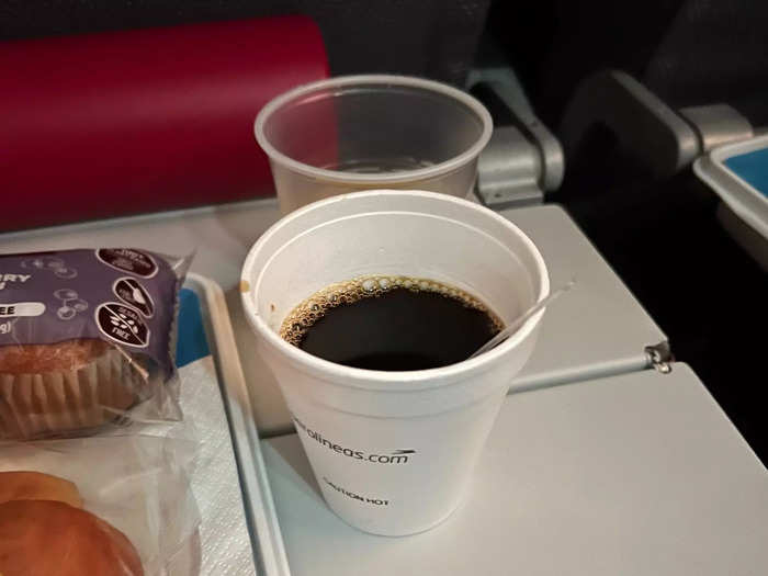 The flight attendants also offered us drinks like juice and coffee with breakfast, the latter I desperately needed after only four hours of sleep.