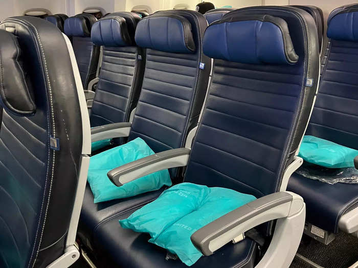 And, despite some reviews saying the seats were not that comfortable – I beg to differ. The economy seats were padded and easily on par with what is offered on carriers like Delta Air Lines or United Airlines.