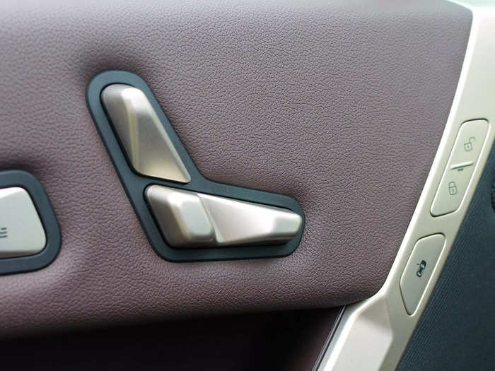 All the frequently used controls feel remarkably sturdy and well-made, from the seat adjusters …