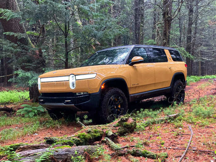 Thanks to an adjustable-height suspension and a smart four-wheel-drive system, the SUV tackles treacherous climbs and scary obstacles without breaking a sweat — even with a total off-roading noob like me behind the wheel.