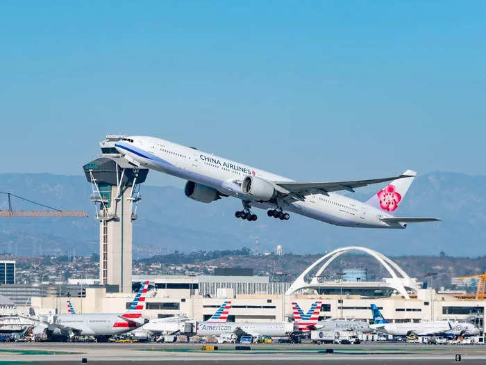 The route, which will compete with established Taiwanese carriers EVA Air and China Airlines, will fly five times a week until June when it will ramp up to daily service.