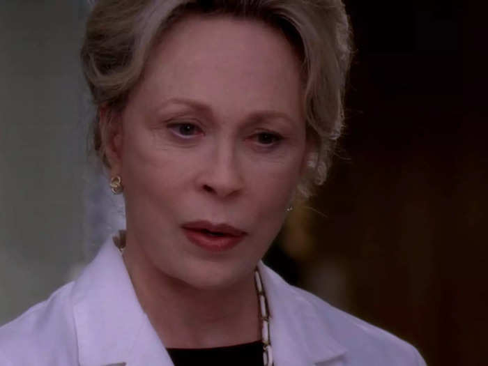 Faye Dunaway played a surgeon who was set in her ways on season five.