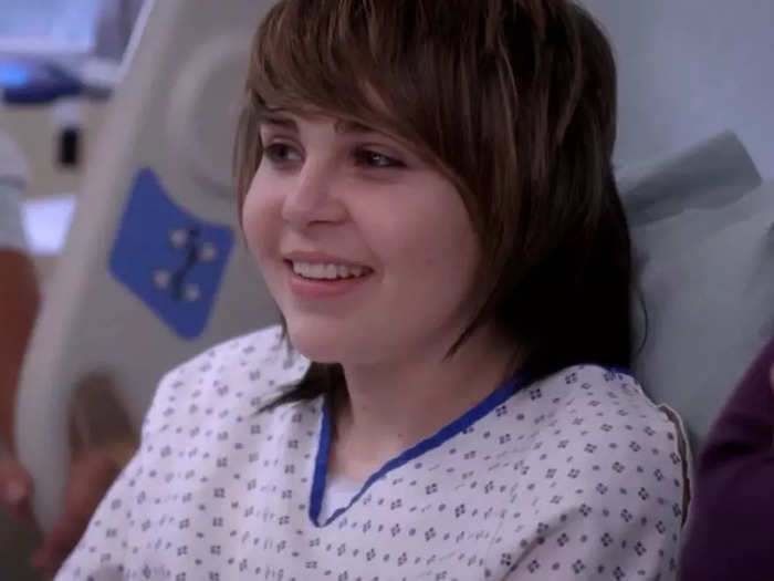 "Parenthood" actress Mae Whitman appeared on two episodes of season three as Heather Douglas, a patient who needed to receive a risky spinal surgery.