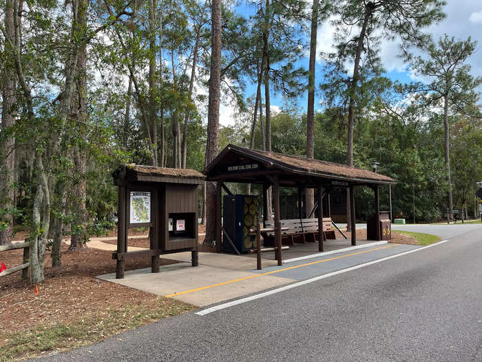 I found the transportation at Fort Wilderness to be confusing.