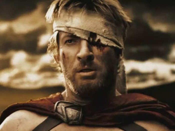 David Wenham played Dilios, an injured Spartan soldier.