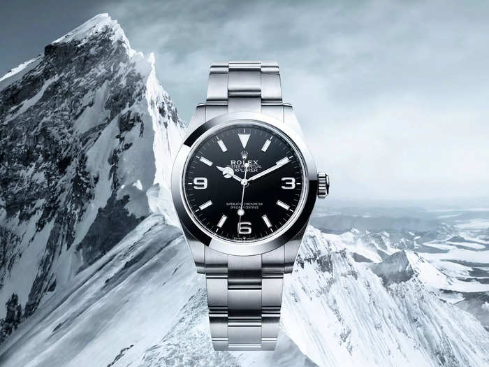 Launched in 1953 after the first successful summiting of Mt. Everest, the black and white dial is designed to be legible in nearly all conditions.