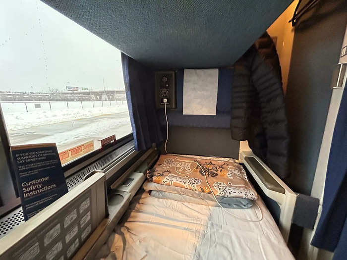 For $800, I booked a roomette — Amtrak