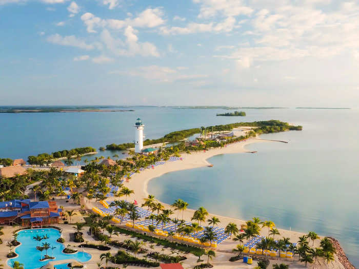 6. Harvest Caye, Norwegian Cruise Line