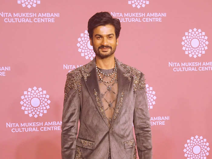 Sunny Kaushal wore an embroidered gray ensemble.